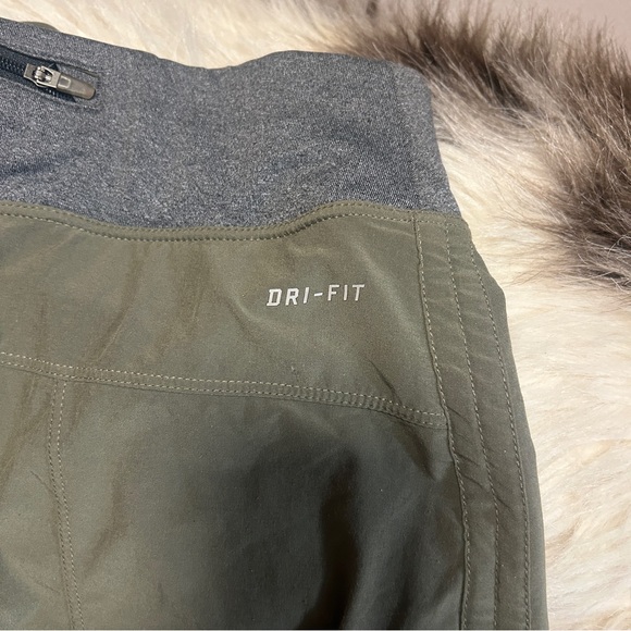 NIKE DRI-FIT SKORTS size S - Picture 4 of 6